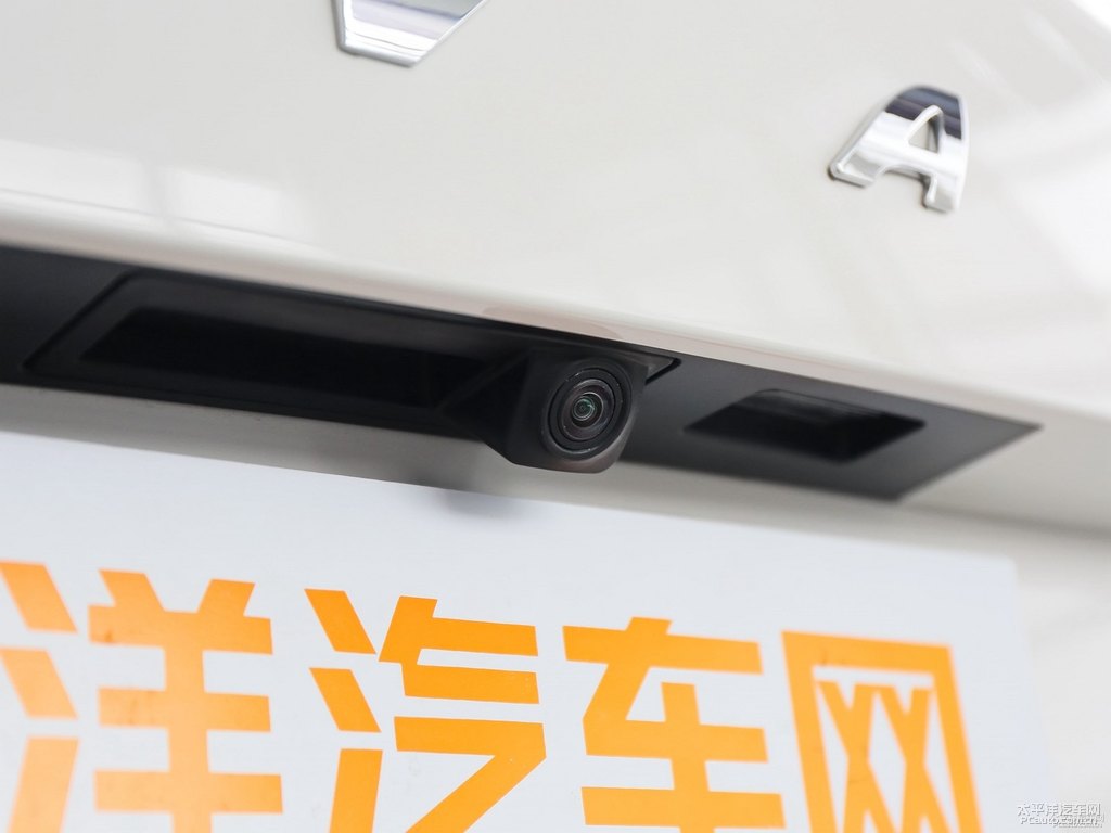 極地白哈弗H6 Coupe車尾外觀圖片