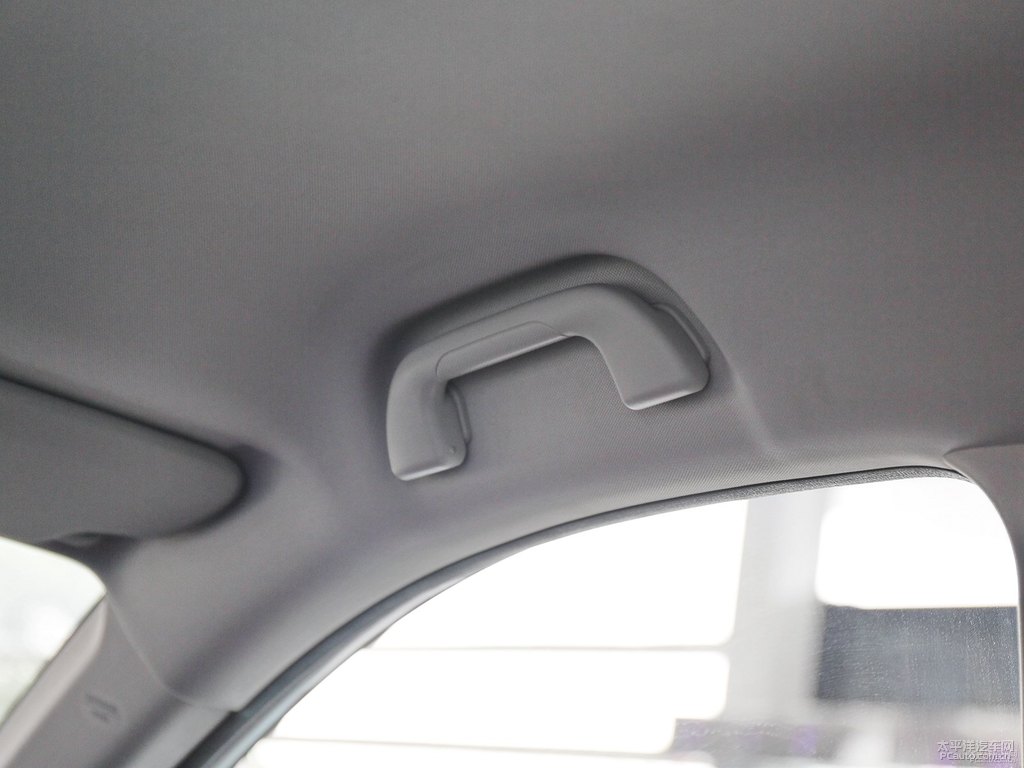 極地白哈弗H6 Coupe車廂內(nèi)飾圖片