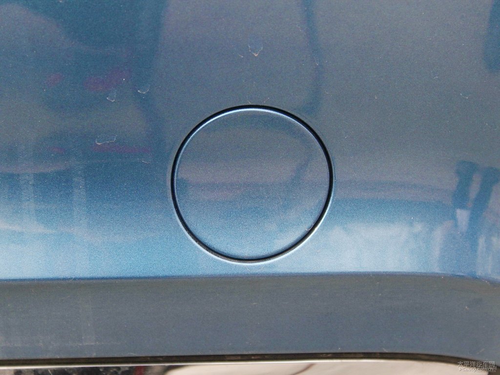 澎湃藍凌渡車尾外觀圖片