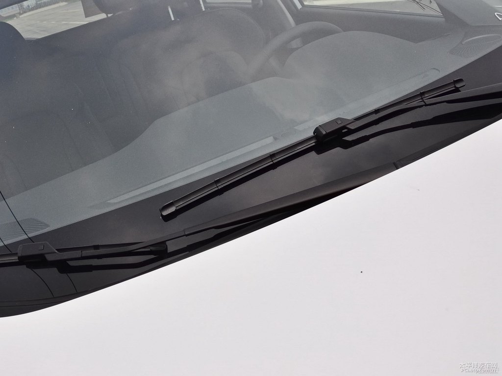 簡約白哈弗H2車身外觀圖片