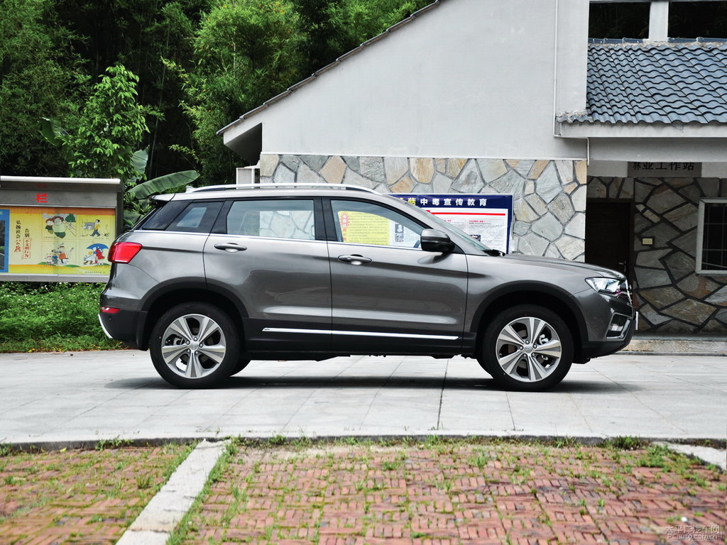 摩登灰哈弗H6 Coupe整車(chē)外觀外觀圖片