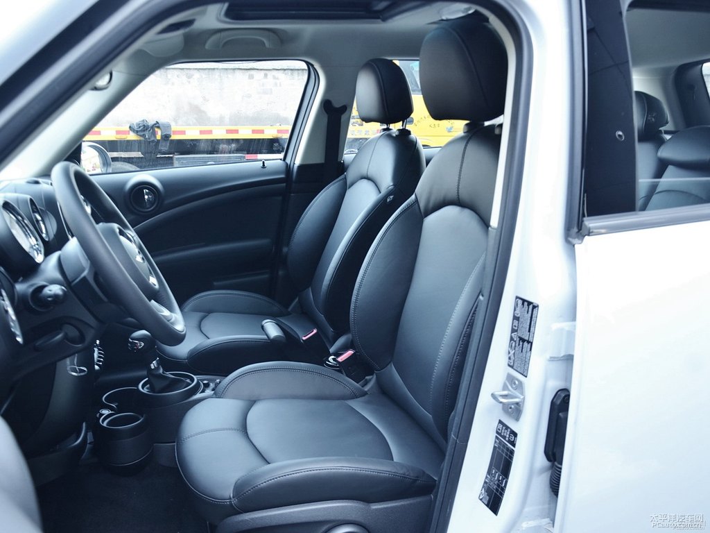 ɫMINI COUNTRYMAN΃(ni)DƬ