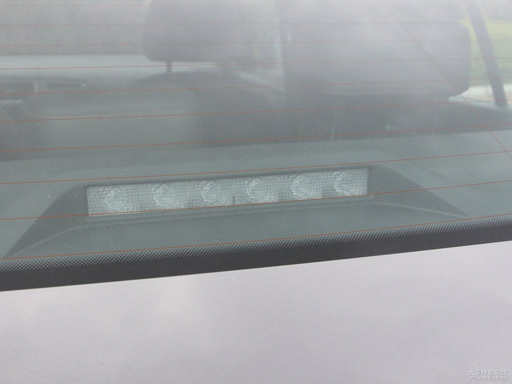 哲思灰朗逸車尾外觀圖片