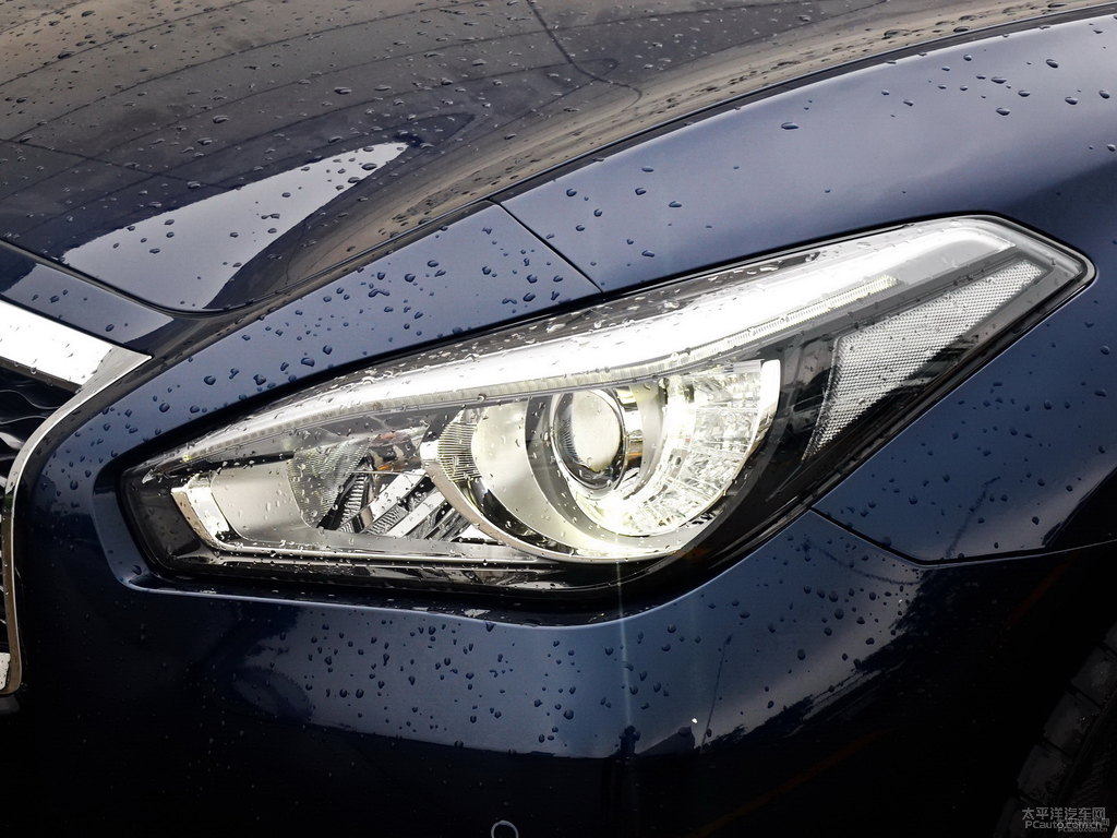 星夜藍(lán)英菲尼迪Q70L車頭外觀圖片