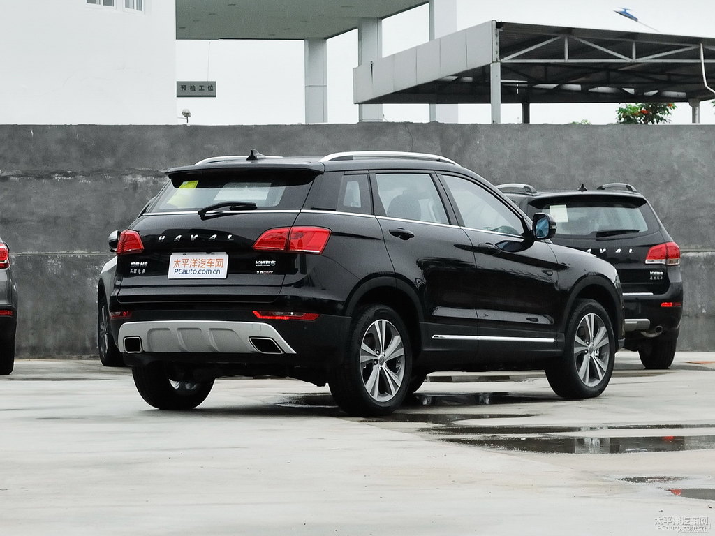 經(jīng)典黑哈弗H6 Coupe整車外觀外觀圖片
