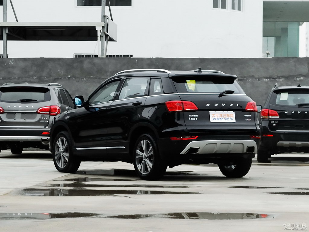 經(jīng)典黑哈弗H6 Coupe整車外觀外觀圖片