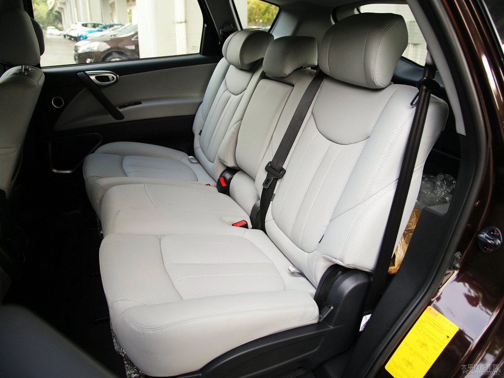 ǹ̴{ǽݴ7 SUV΃(ni)DƬ
