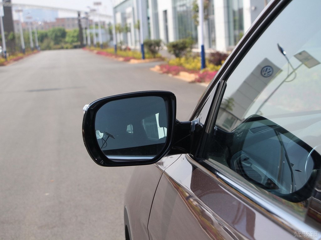 摩卡棕勝達(dá)車身外觀圖片