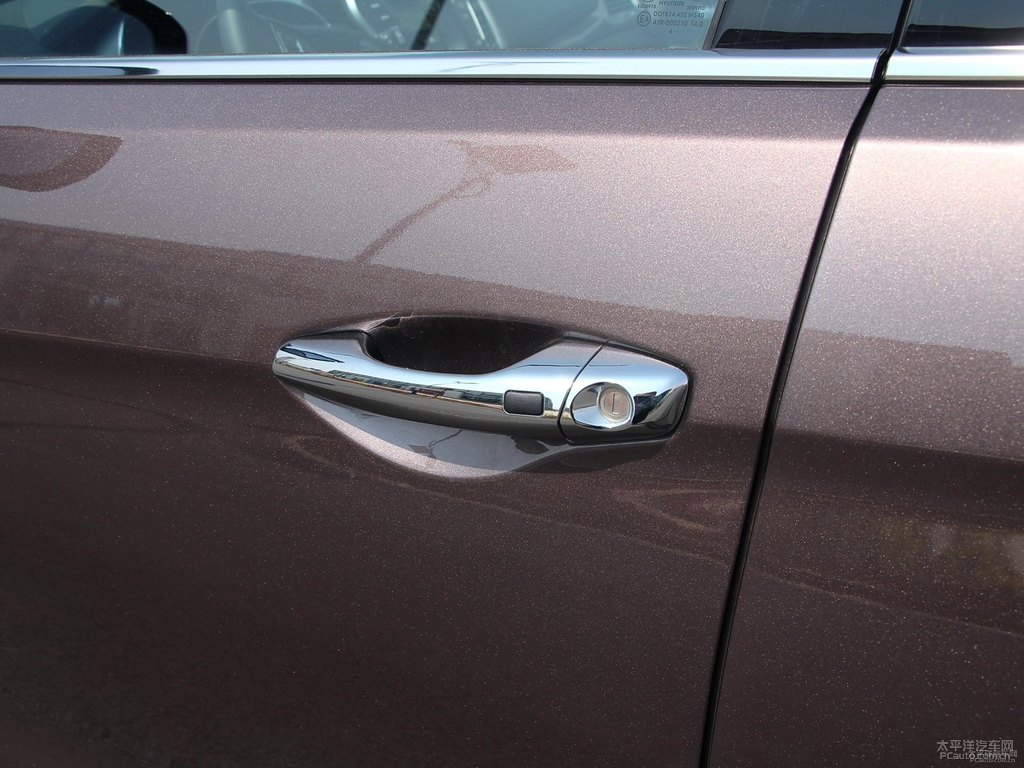 摩卡棕勝達車身外觀圖片