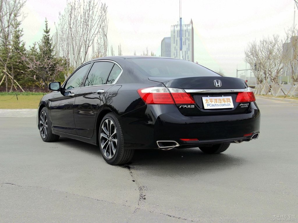 奧夫特黑雅閣整車外觀外觀圖片