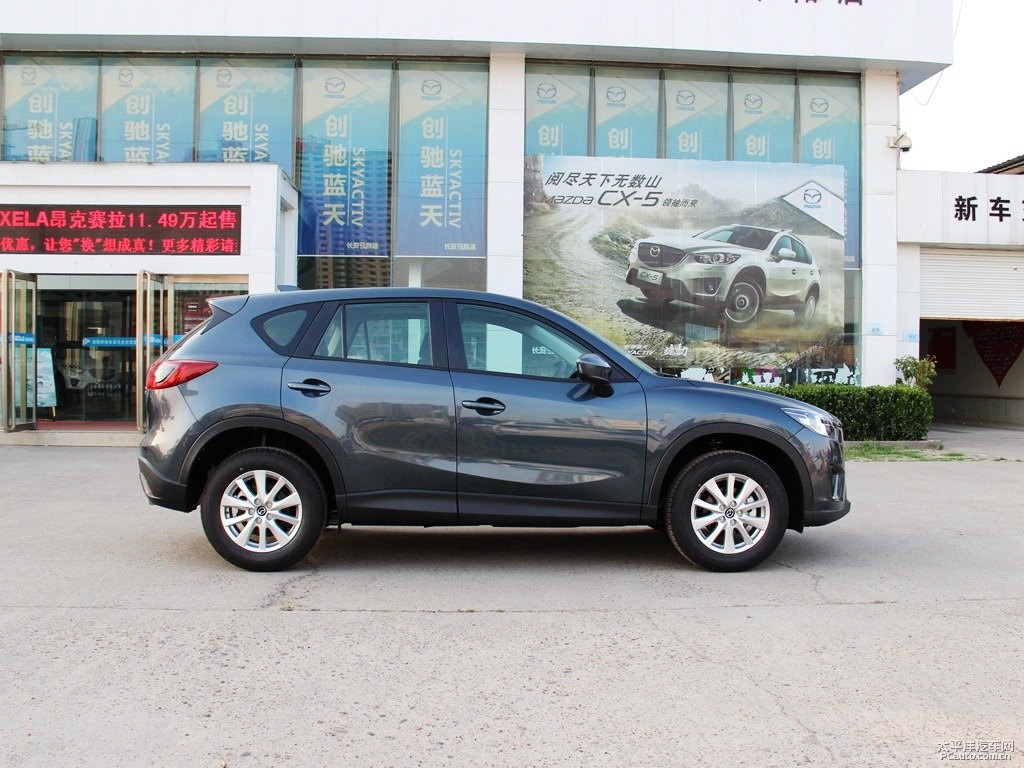 格調(diào)灰馬自達(dá)CX-5整車外觀外觀圖片