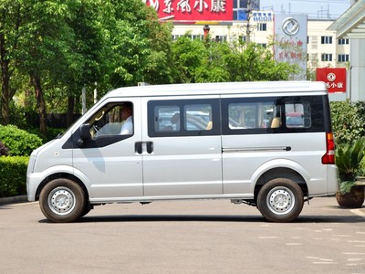 東風(fēng)小康C36外觀