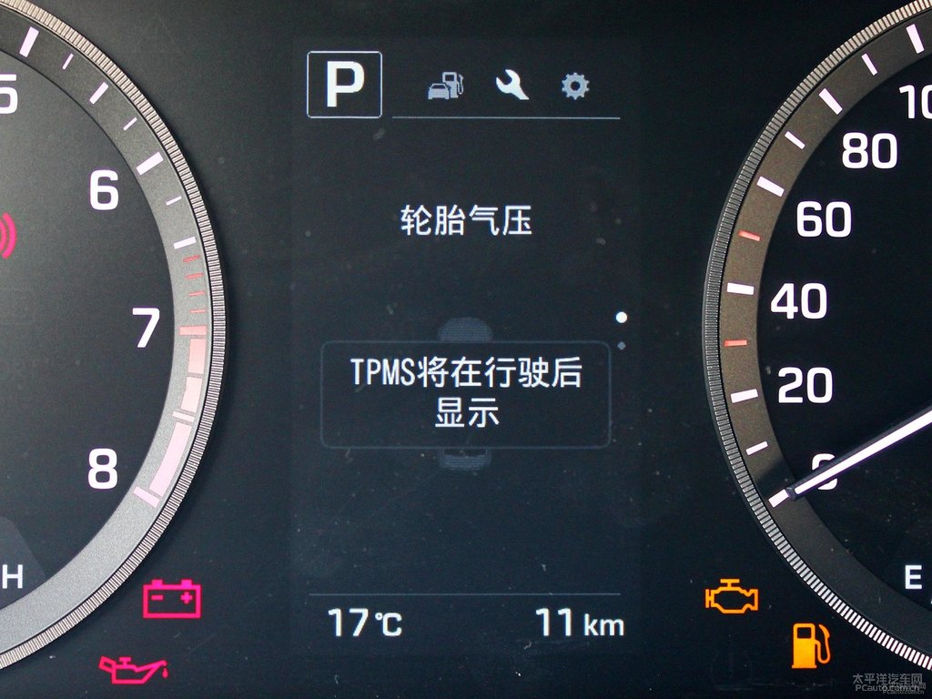 爵士黑索納塔中控內(nèi)飾圖片