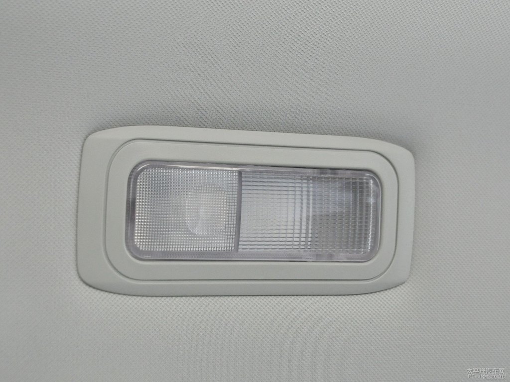 極地白哈弗H6 Coupe車廂內(nèi)飾圖片