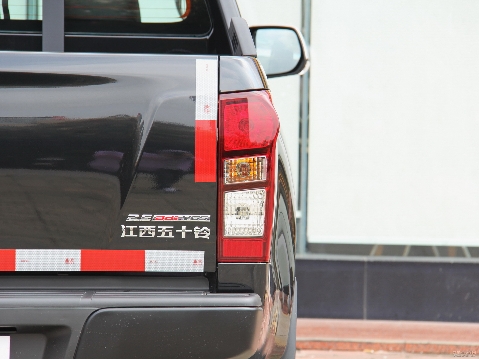 D-MAX܇^DƬ