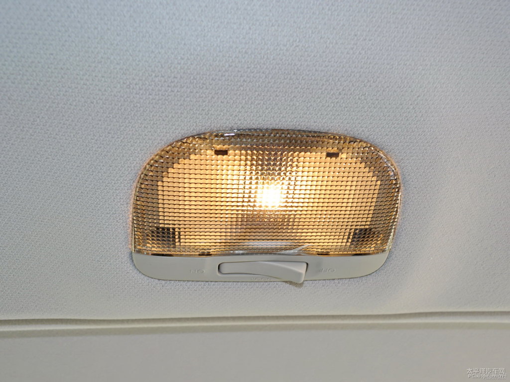 珠光海洋藍森林人車廂內飾圖片