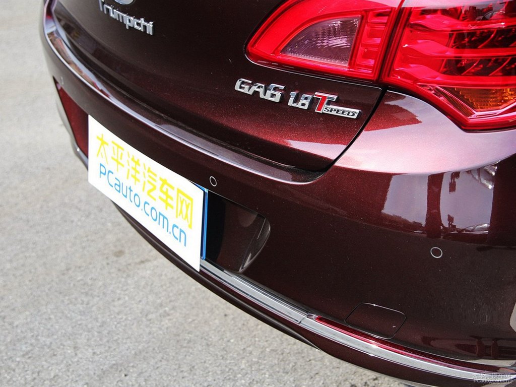 摩卡棕傳祺GA6車尾外觀圖片