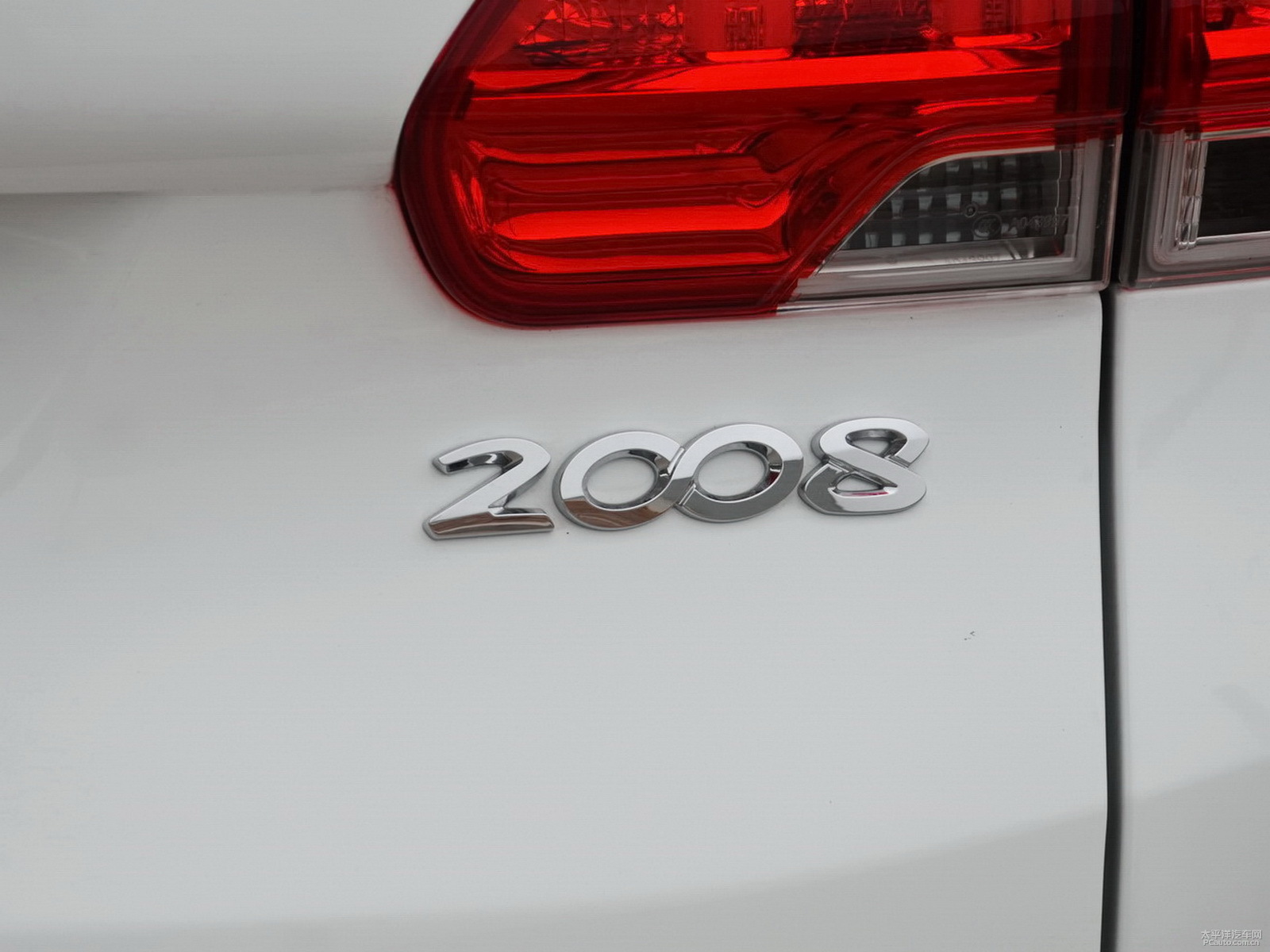 標(biāo)致2008外觀高清大圖
