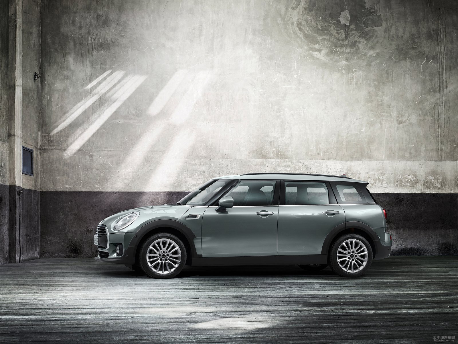 MINI CLUBMAN外觀高清大圖