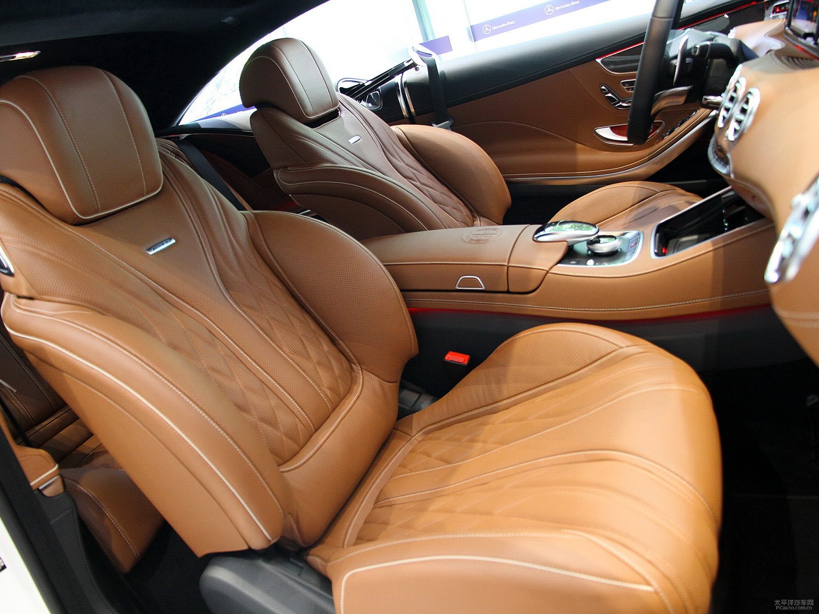 @ʯS(j)AMG΃(ni)DƬ