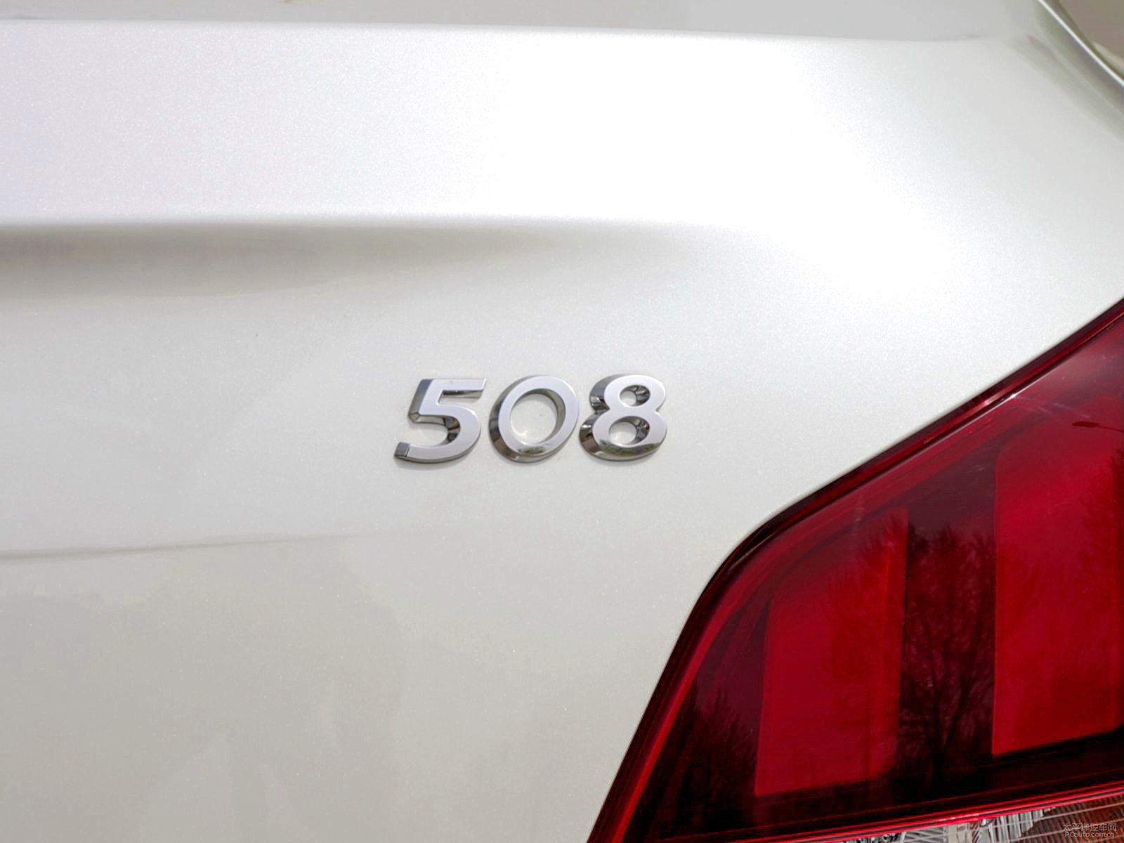 標(biāo)致508外觀高清大圖