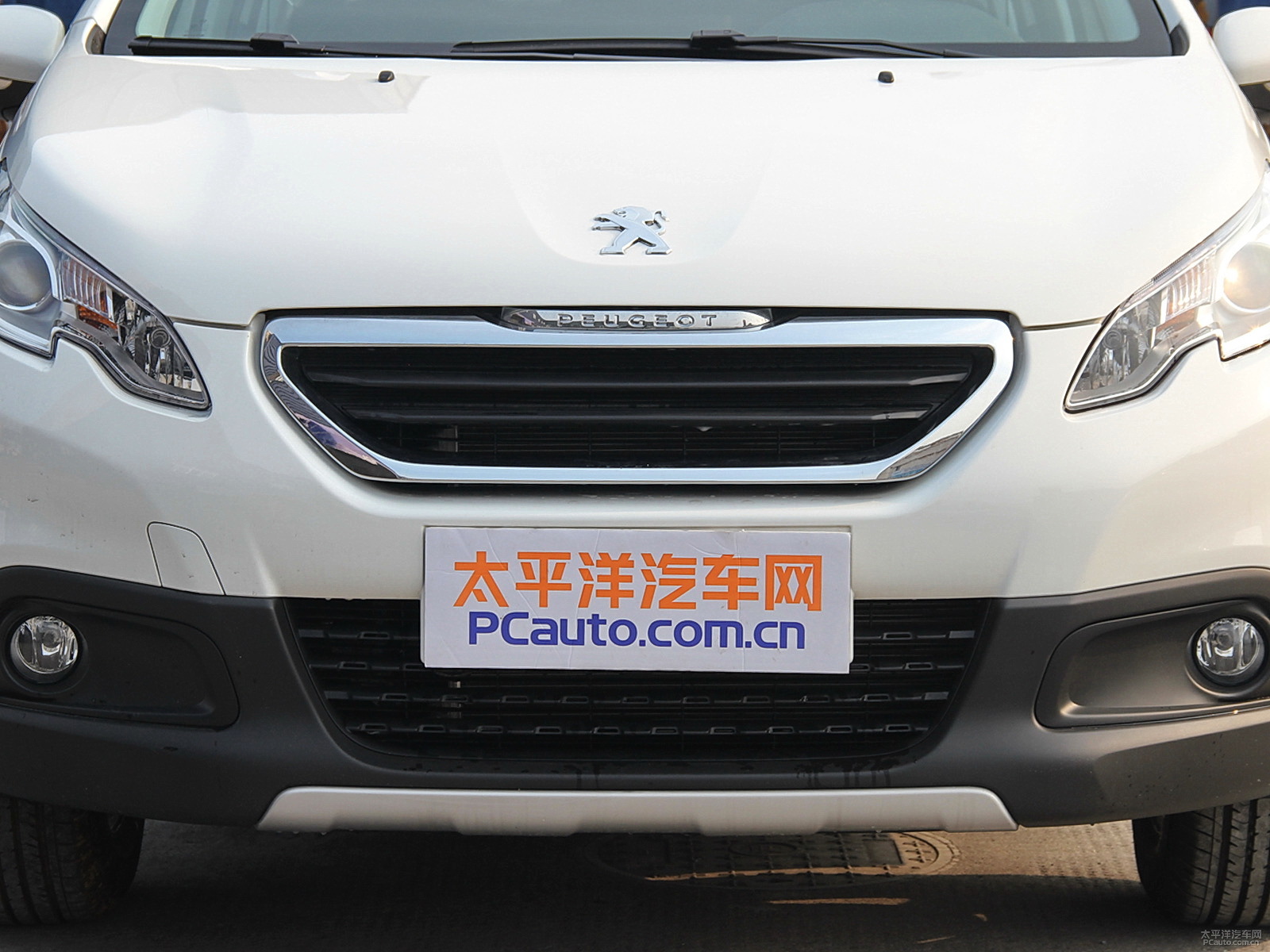 標(biāo)致2008外觀高清大圖