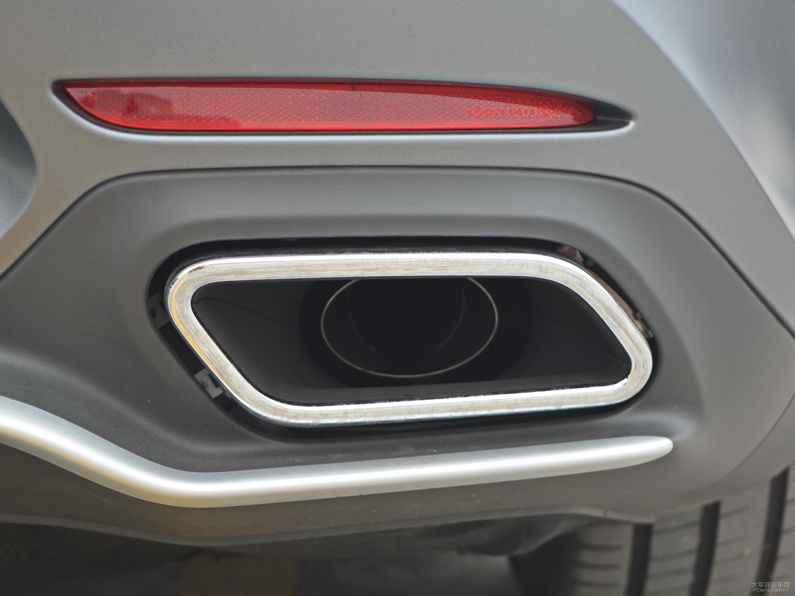 ¹ʯAMG GT܇β^DƬ