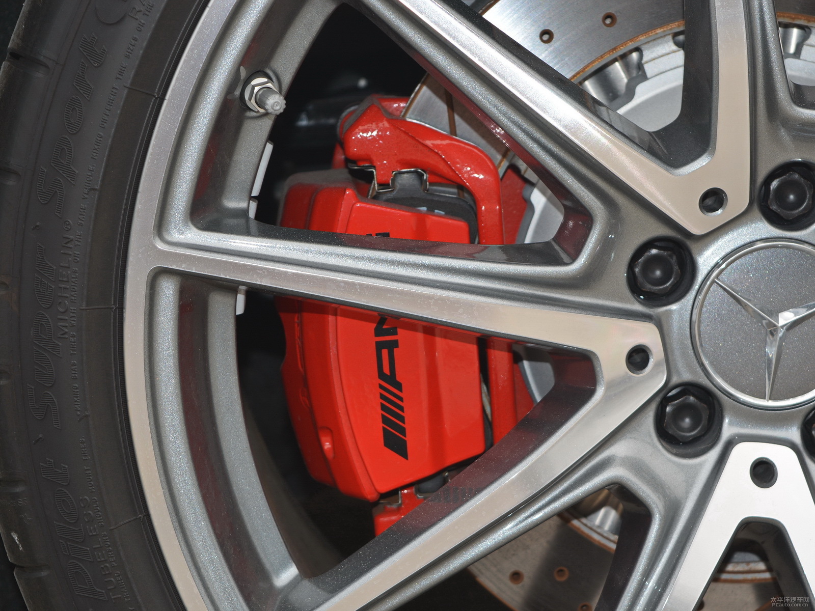 ¹ʯAMG GT(x)(ji)(x)(ji)DƬ