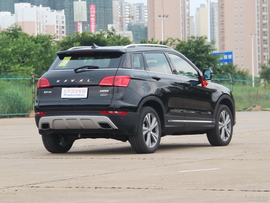 經(jīng)典黑哈弗H6 Coupe整車外觀外觀圖片