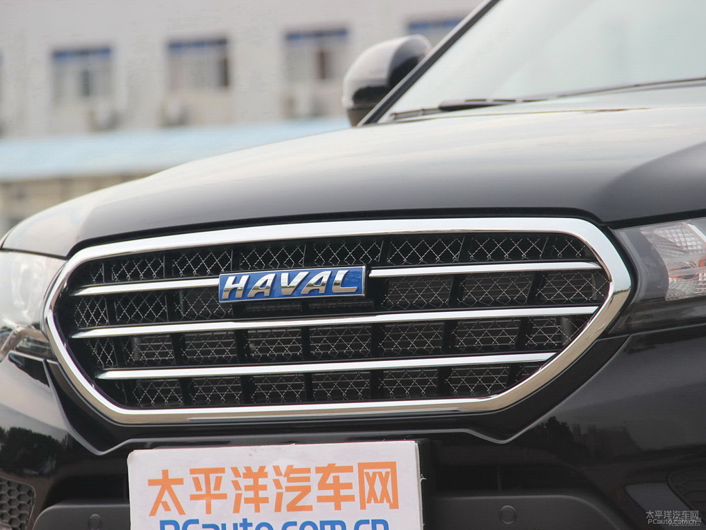 經(jīng)典黑哈弗H6 Coupe車頭外觀圖片