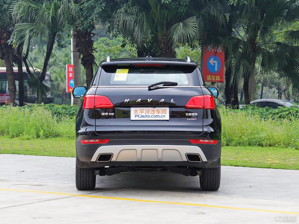 經(jīng)典黑哈弗H6 Coupe整車外觀外觀圖片