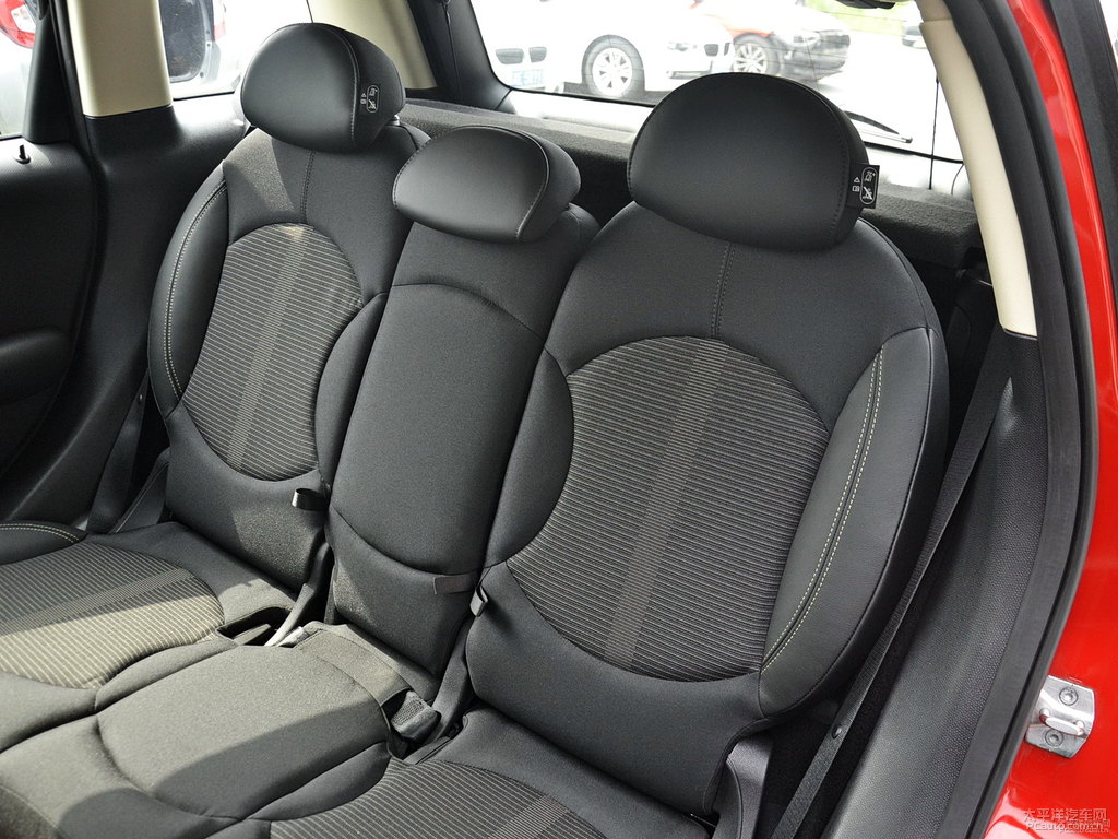 tMINI COUNTRYMAN΃(ni)DƬ