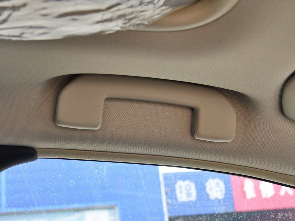 松木棕標(biāo)致508車廂內(nèi)飾圖片