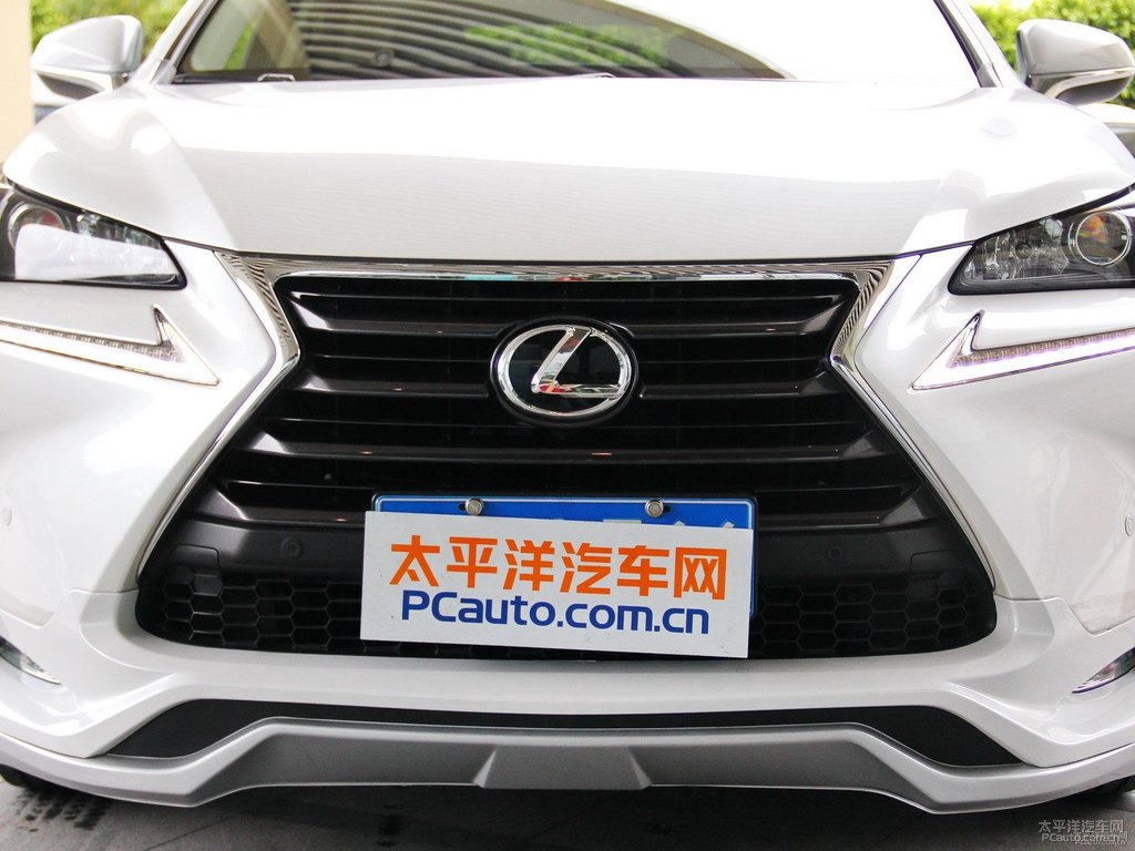 超音速石英白雷克薩斯NX車頭外觀圖片