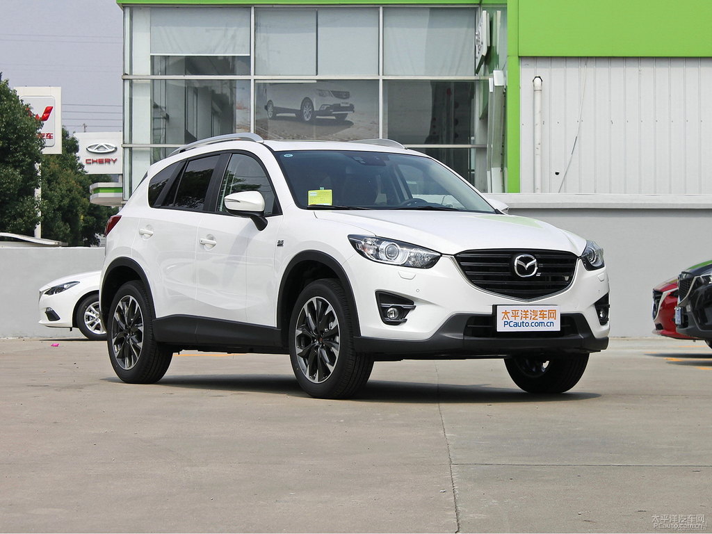 珠光白馬自達CX-5整車外觀外觀圖片