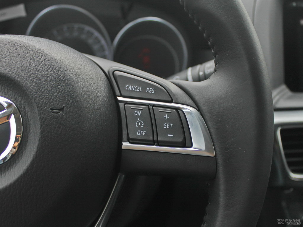 珠光白馬自達(dá)CX-5中控內(nèi)飾圖片