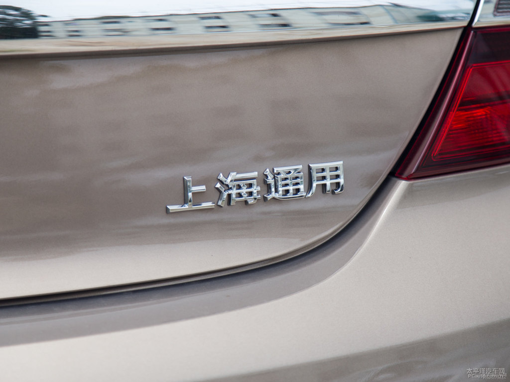 恒金君威車身外觀圖片