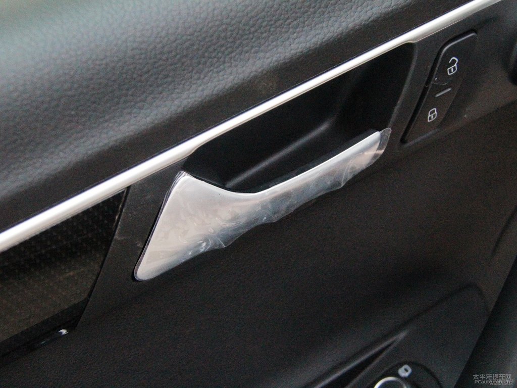 開羅金邁騰車廂內(nèi)飾圖片