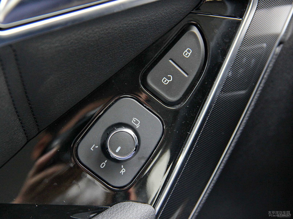 極地白哈弗H6 Coupe車廂內(nèi)飾圖片