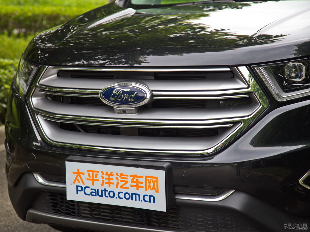 奧斯陸黑銳界L車頭外觀圖片