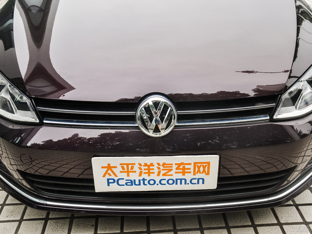 魅力紫高爾夫車頭外觀圖片