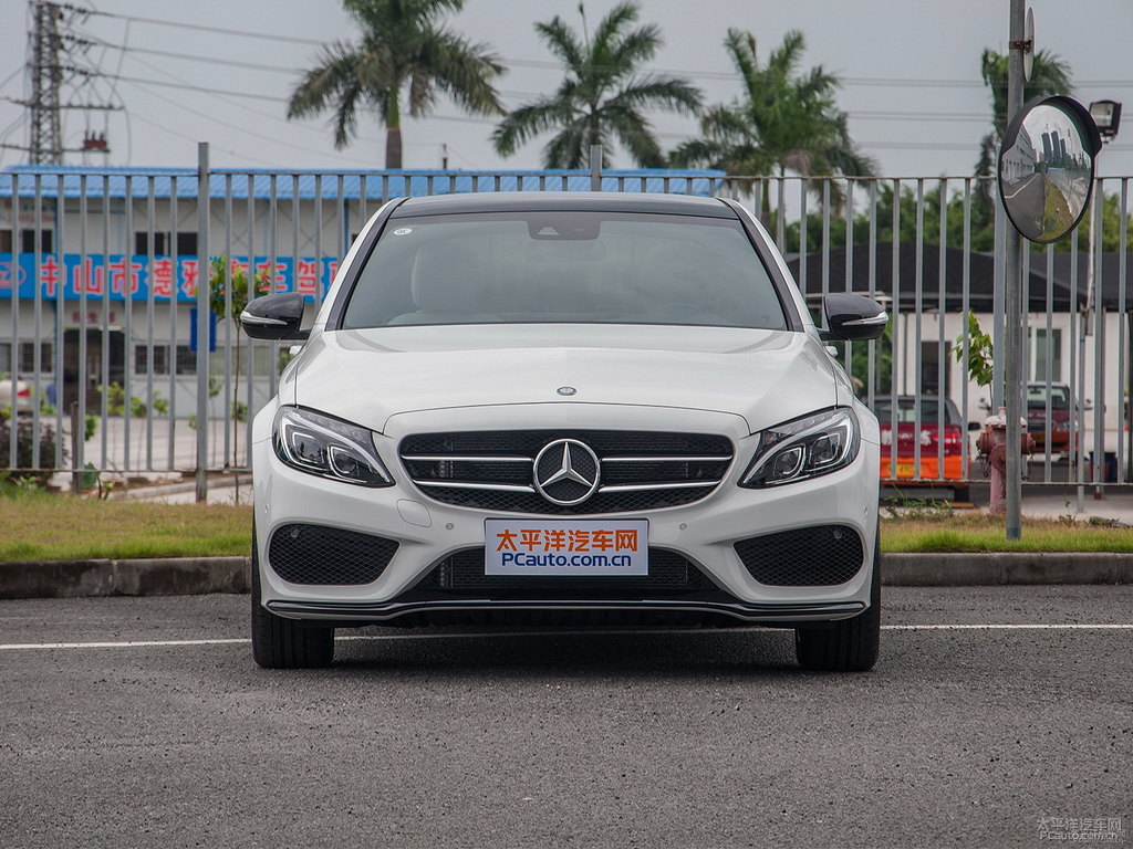 北極白奔馳C級整車外觀外觀圖片