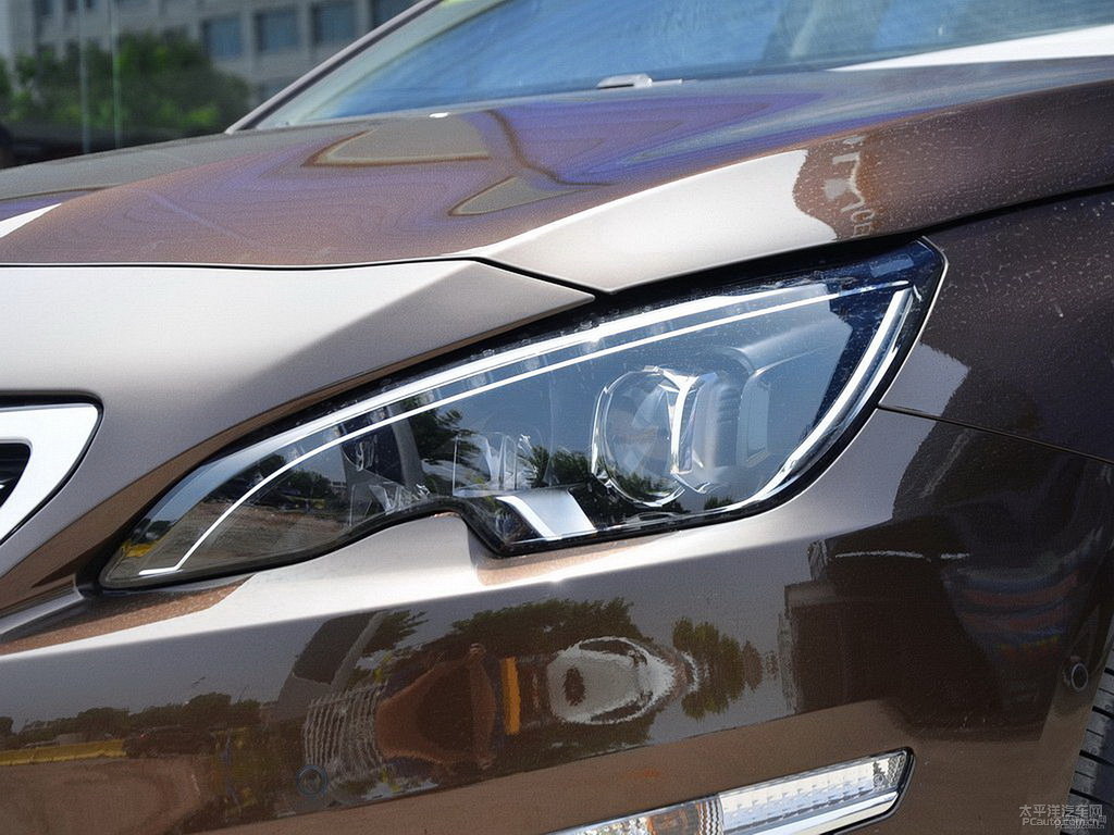松木棕標(biāo)致408車頭外觀圖片
