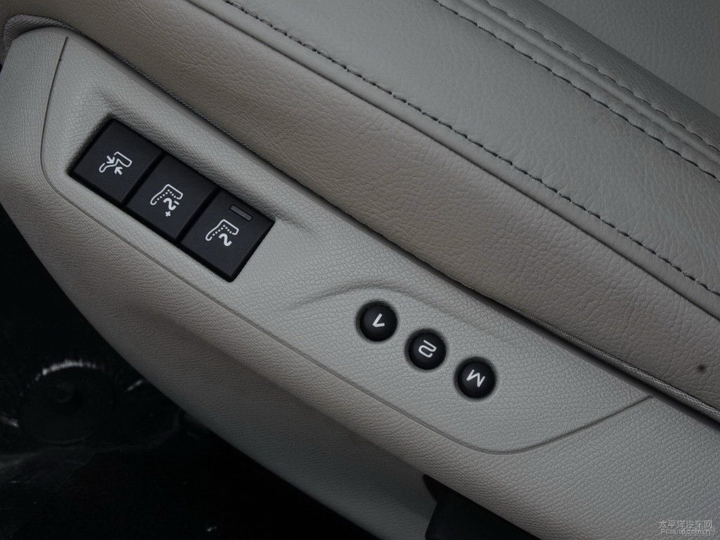 松木棕標(biāo)致408車廂內(nèi)飾圖片