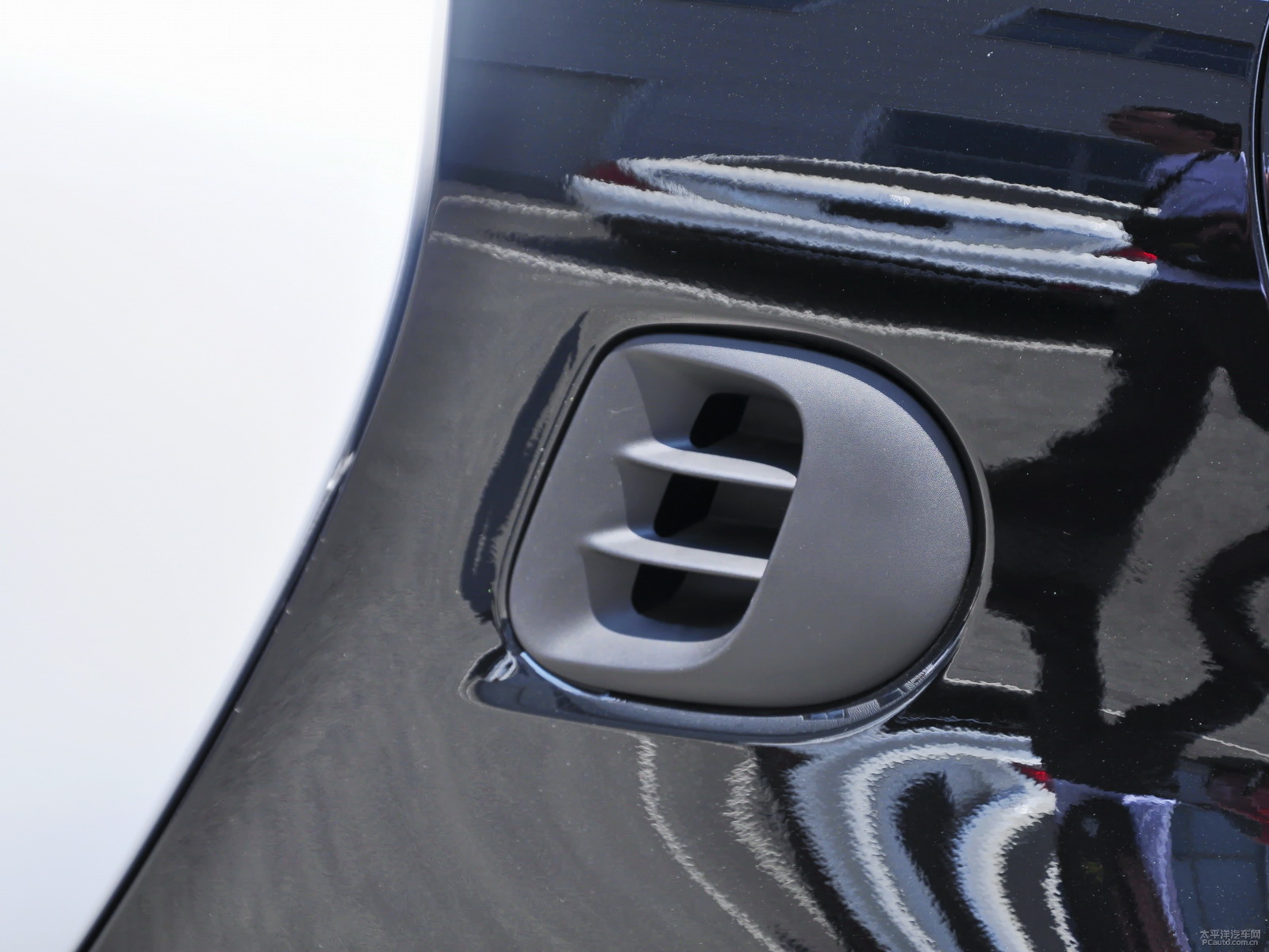 ˮsmart fortwo܇^DƬ