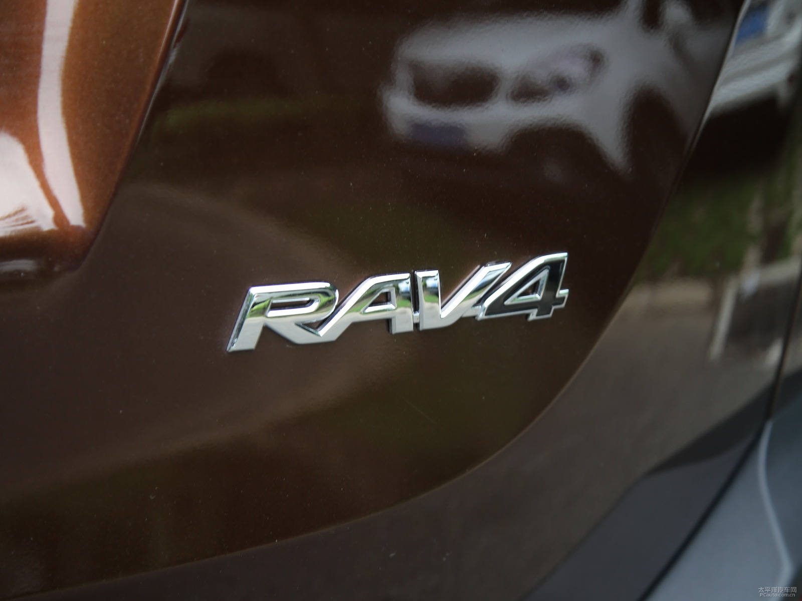 RAV4榮放外觀高清大圖