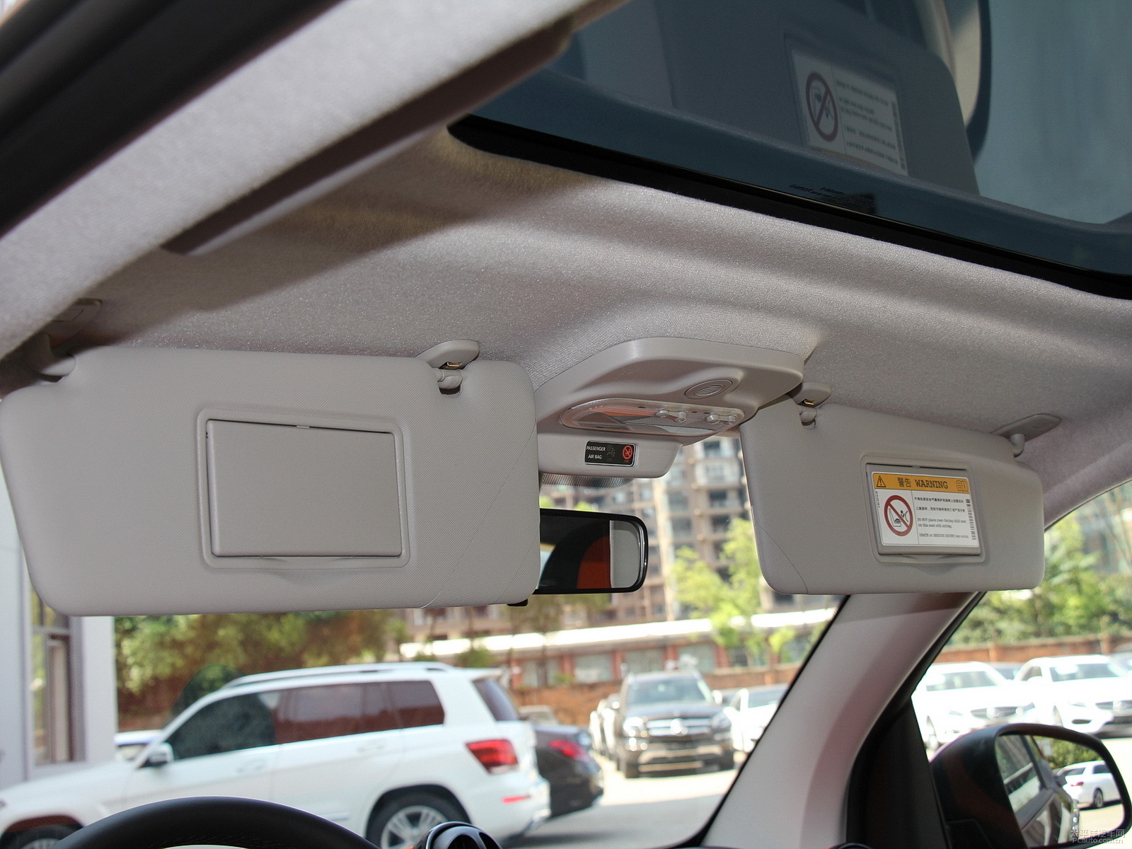 ҹsmart fortwo܇DƬ