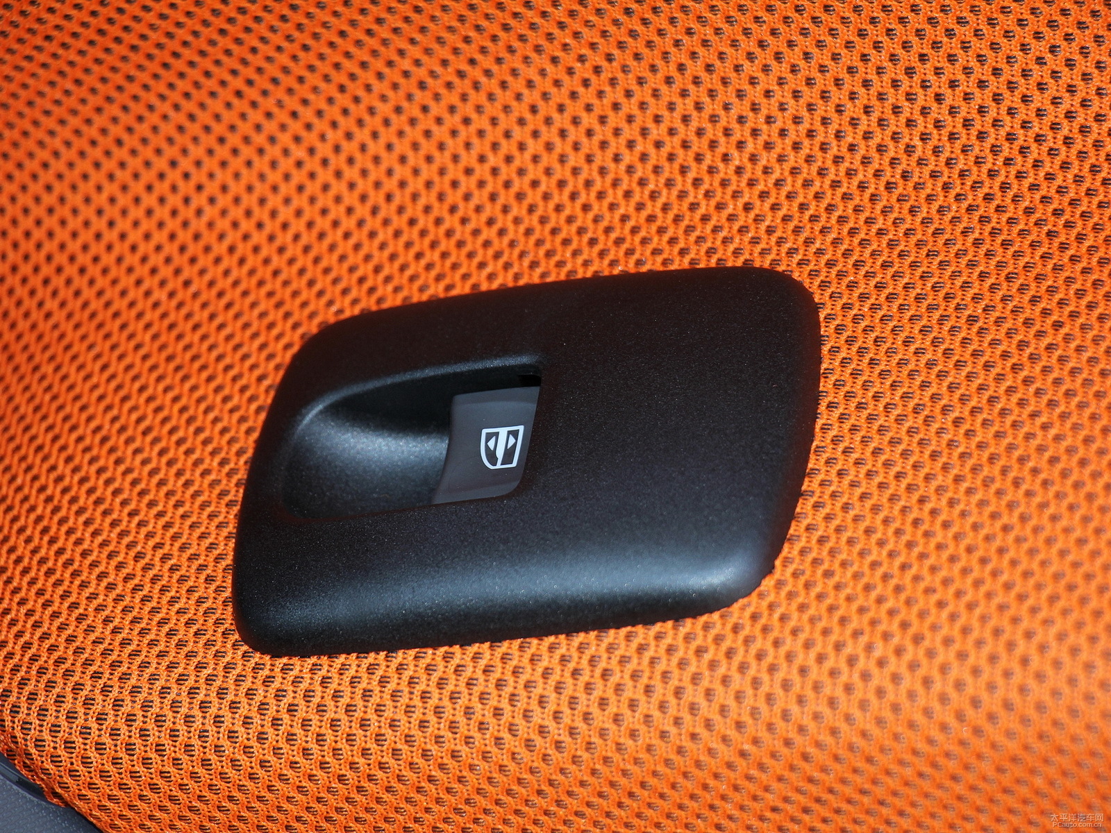 ҹsmart fortwo܇(ni)DƬ