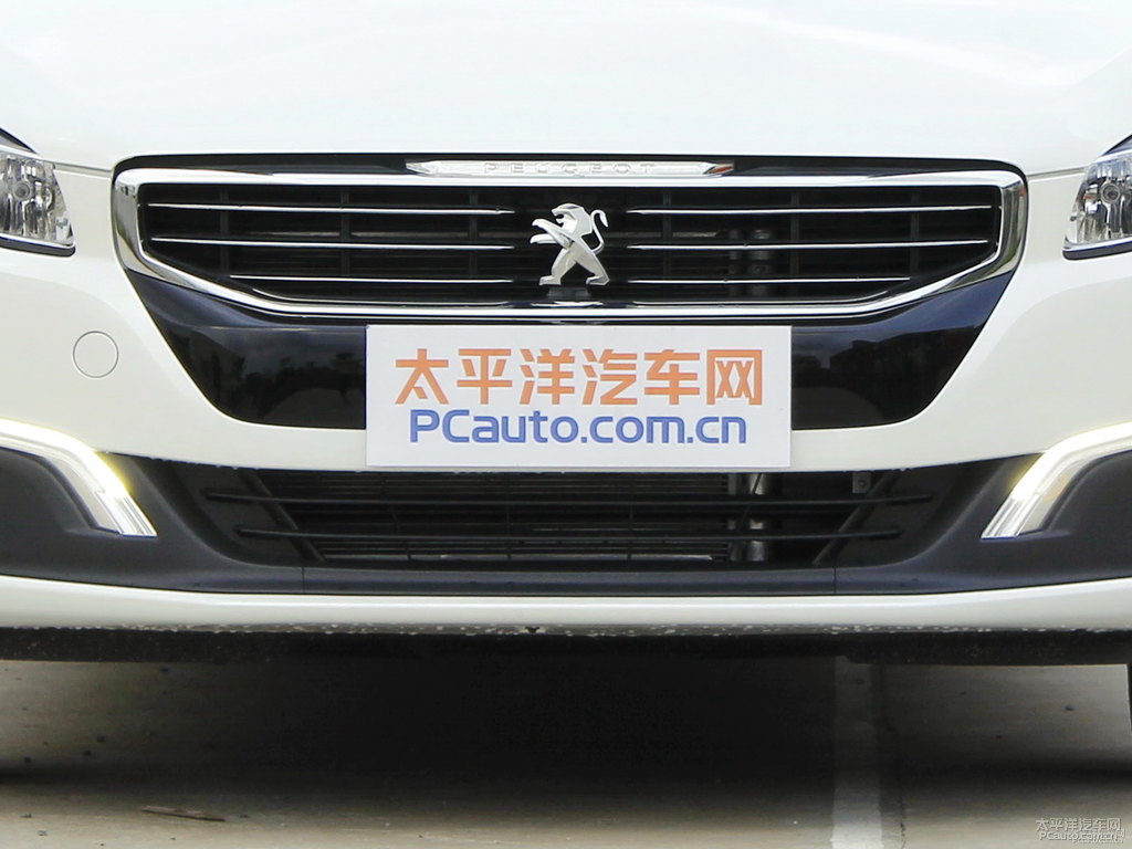 珠光白標致508車頭外觀圖片