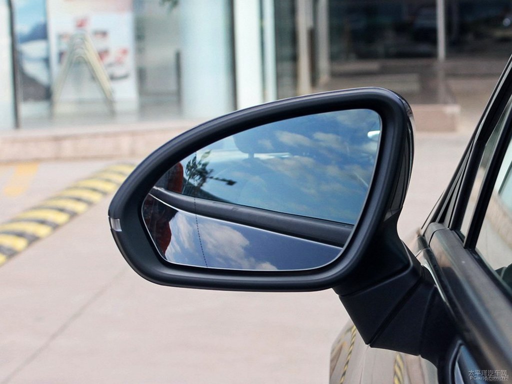 珍珠黑威朗車身外觀圖片